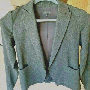 THEORY WOMEN'S L/S DARK GREY POLY. & SPANDEX BLAZER  W/LEA TRIM SZ 0 ORG $300